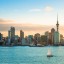 Când să vă scăldați în Auckland: temperatura mării lună de lună